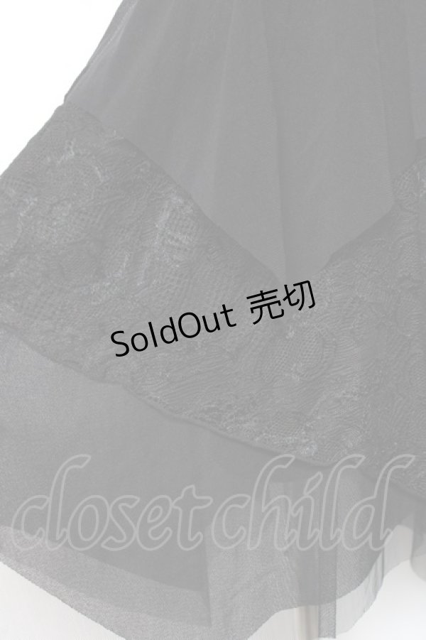 画像6: Ozz oneste / 薔薇刺繍ベロアホルターワンピース  黒 Y-26-01-05-068-OO-OP-SZ-ZY (6)