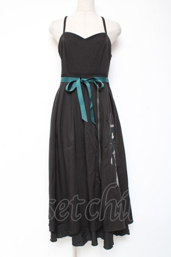 画像1: axes femme / チャイナ風刺繍キャミワンピース F 黒 Y-26-01-05-084-AX-OP-SZ-ZY (1)