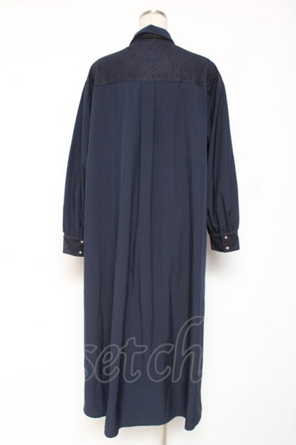 画像2: axes femme / フィッシュテールシャツワンピース F 紺 Y-26-01-05-085-AX-OP-SZ-ZY (2)
