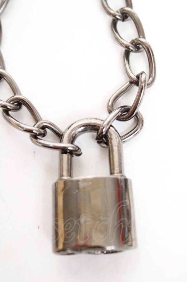 画像2: LISTEN FLAVOR / 南京錠ネックレス  黒 Y-26-01-05-003-PU-AC-SZ-ZY (2)