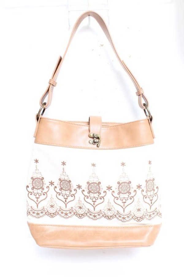 画像1: axes femme / キャンバス刺繍バッグ 280×310×120cm ベージュ Y-26-01-05-032-AX-BG-SZ-ZY (1)