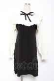 画像1: axes femme / リボン付きフリルニットワンピース F 黒 Y-26-01-09-108-AX-OP-SZ-ZY (1)