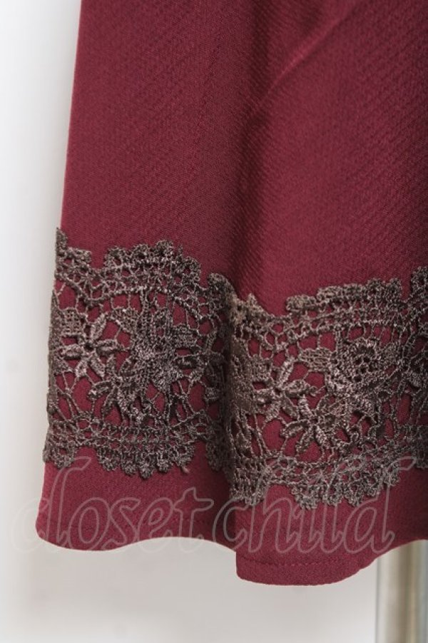 画像4: axes femme / スカラップレースフレアスカート  ワイン Y-26-01-09-126-AX-SK-SZ-ZY (4)