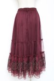 画像2: axes femme / 額縁刺繍チュールスカート F ワイン Y-26-01-09-148-AX-SK-SZ-ZY (2)