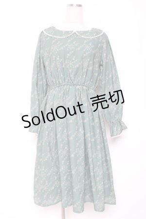 画像: Fi.n.t / スノー千鳥柄ワンピース F グリーン Y-26-01-12-112-CA-OP-SZ-ZI