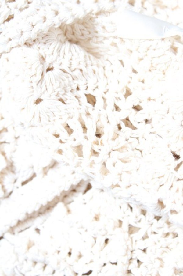 画像4: INGEBORG / スカラップフリル編み透かしカーディガン  生成り Y-26-01-16-118-LO-TO-SZ-ZY (4)