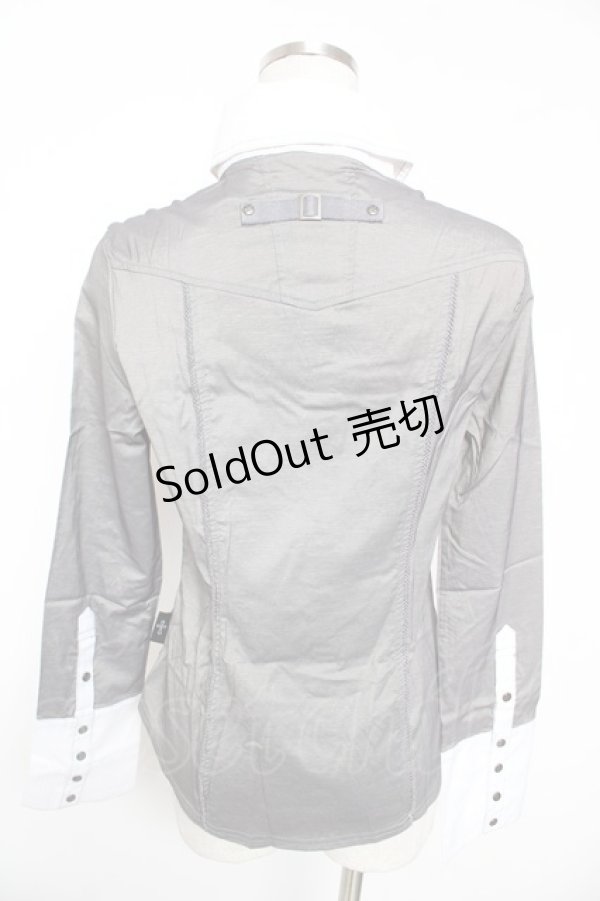 画像2: Ozz Croce / エンブレムワッペンブラウス  グレー Y-26-01-16-126-OO-TO-SZ-ZS (2)