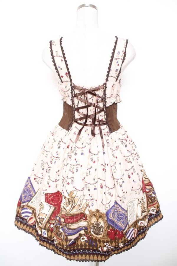 画像2: ALICE and the PIRATES / 天幕裏の赤ずきん柄ジャンパースカートII  ベージュ Y-26-01-16-169-PA-OP-SZ-ZY (2)