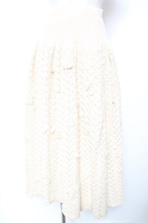 画像: INGEBORG / 立体モチーフ付きニットスカート  生成り Y-26-01-16-188-LO-SK-SZ-ZY
