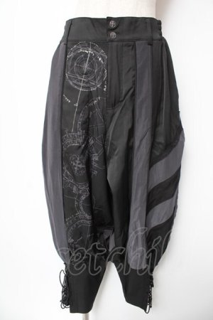 画像: Ozz conte / 魔法陣ptサルエルパンツ  黒×グレー Y-26-01-16-196-OO-PA-SZ-ZY