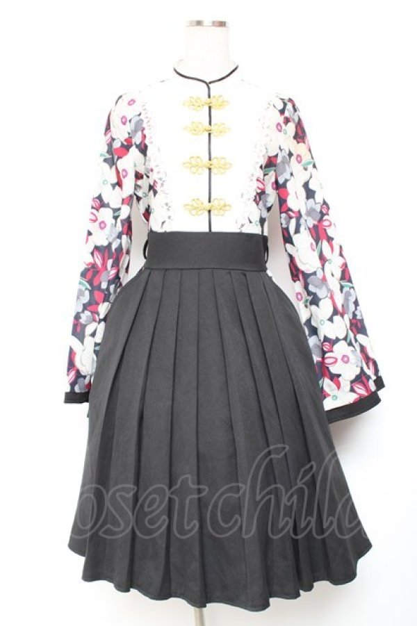 画像1: Favorite / チャイナブラウス×袴の和中華折衷袴スカートドッキングワンピース  黒 Y-26-01-20-067-LO-OP-SZ-ZY (1)