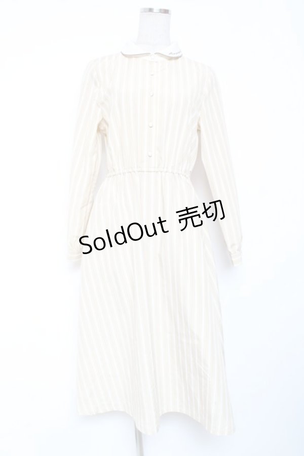 画像1: F i.n.t / クレリックストライプシャツワンピース/ポムポムプリン F ベージュ Y-26-01-20-070-CA-OP-SZ-ZI (1)