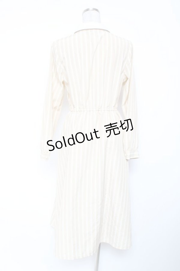 画像2: F i.n.t / クレリックストライプシャツワンピース/ポムポムプリン F ベージュ Y-26-01-20-070-CA-OP-SZ-ZI (2)