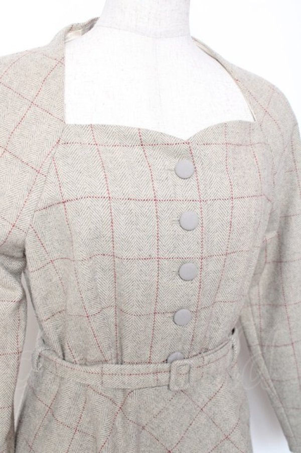 画像3: an another angelus / スイートハートネックラインチェックワンピース F ベージュ Y-26-01-20-072-CA-OP-SZ-ZY (3)