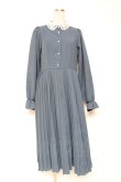画像1: m petit by misako / レース襟プリーツワンピース L ブルー Y-26-01-20-094-LO-OP-SZ-ZY (1)