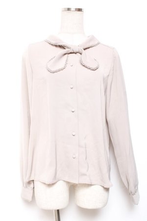 画像: Fi.n.t / ピコレース使いプチボウタイブラウス F ライトグレー Y-26-01-20-012-CA-BL-SZ-ZI