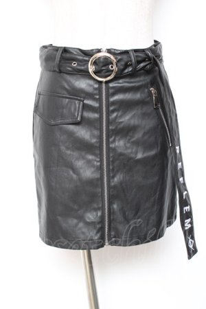 画像: REFLEM / フェイクレザーZIPデザイン変形スカート F ブラック Y-26-01-20-136-PU-SK-SZ-ZI