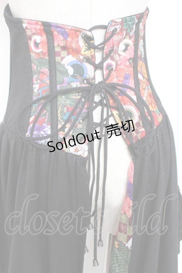 画像4: Qutie Frash / コルセットスカート  黒×赤 Y-26-01-20-139-QU-SK-SZ-ZI (4)