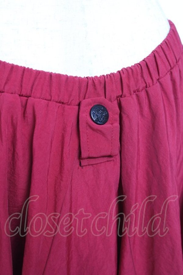 画像4: Qutie Frash / 裏地和柄後ろロングスカート  赤 Y-26-01-20-142-QU-SK-SZ-ZI (4)