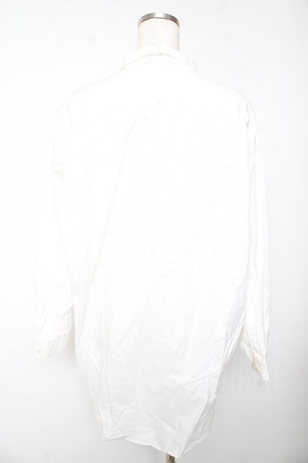 画像2: INGEBORG / フリルロングブラウス F 白 Y-26-01-22-050-LO-BL-SZ-ZY (2)