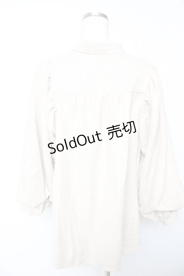 画像2: axes femme / ボリューム袖コーデュロイブラウス  生成り Y-26-01-22-091-AX-BL-SZ-ZY (2)