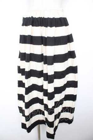 画像: INGEBORG / ボーダースカート F 黒×オフ Y-26-01-22-162-LO-SK-SZ-ZY