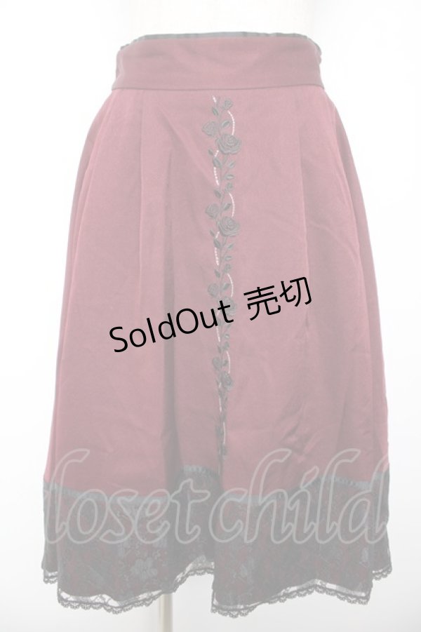 画像1: axes femme / 薔薇刺繍バイカラースカート F ワイン Y-26-01-22-167-AX-SK-SZ-ZY (1)