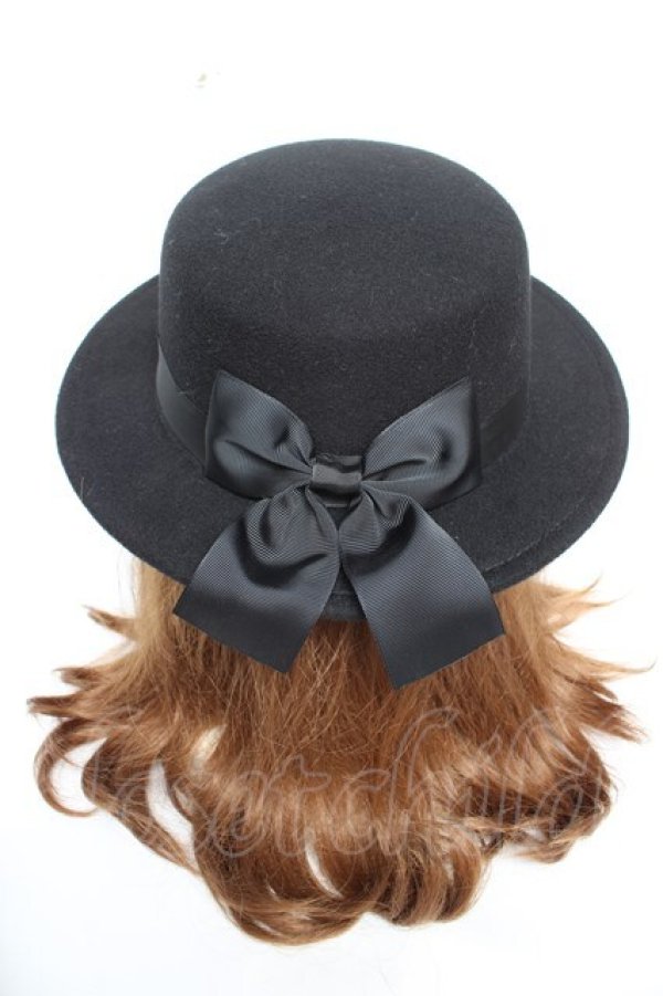 画像1: m petit by misako / サンリオキャラクターズコラボ クロミ カンカン帽  黒 Y-26-01-22-031-LO-AC-SZ-ZY (1)