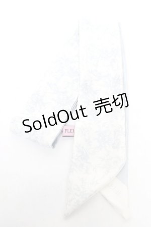 画像: Maison de FLEUR / フラワープリントスカーフ  サックス Y-26-01-24-012-LO-ZA-SZ-ZT639-F001