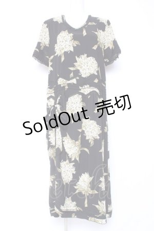 画像: KANEKO ISAO / スズラン柄たくし上げリボン付き半袖ワンピース  ブラック Y-26-01-27-017-EL-OP-SA-ZY