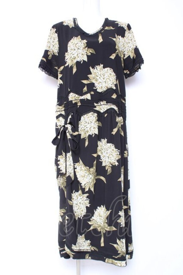 画像1: KANEKO ISAO / スズラン柄たくし上げリボン付き半袖ワンピース  ブラック Y-26-01-27-017-EL-OP-SA-ZY (1)