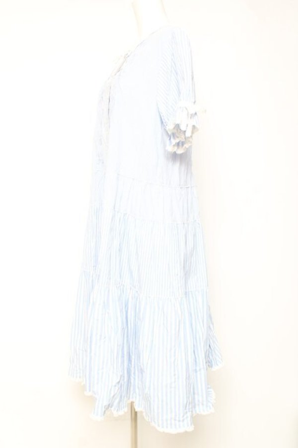 画像2: PINK HOUSE / ストライプティアードワンピース F サックス Y-26-01-27-022-LO-OP-SZ-ZY (2)