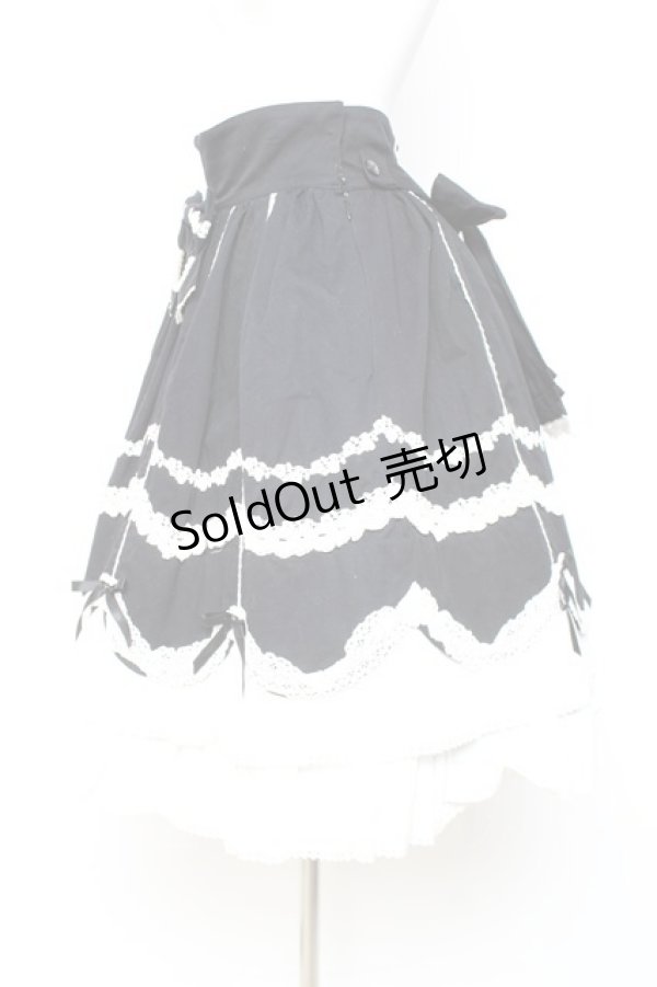 画像2: Angelic Pretty / スカラップドーリィスカート  黒×白 Y-26-01-27-038-AP-SK-SZ-ZI (2)
