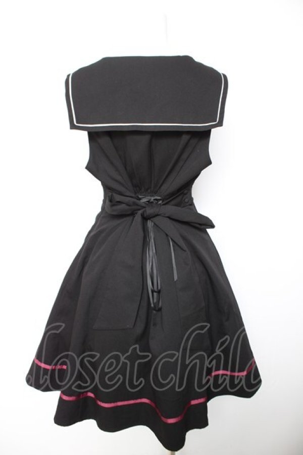 画像2: Amavel / Shark Piratesセーラーカラージャンパースカート F ブラック Y-26-01-28-114-CA-OP-SZ-ZY (2)