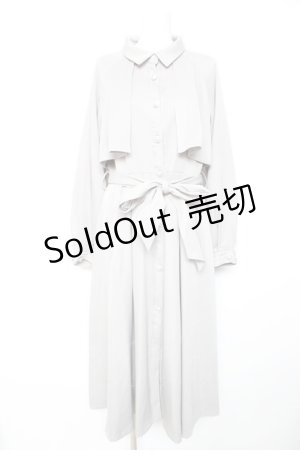 画像: axes femme / 後レースアップトレンチコート  グレー Y-26-01-28-121-AX-CO-SZ-ZY