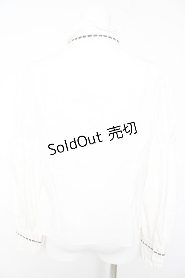 画像2: Eri Aino's Collection / シャーロットの水曜日ブラウス  白 Y-26-01-28-035-LO-BL-SZ-ZY (2)