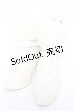 画像: LIZ LISA / Many Wayファーショートブーツ 2 ホワイト Y-26-01-31-042-LO-SH-SZ-ZY