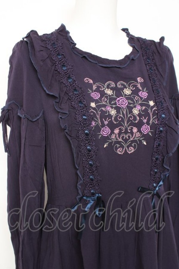 画像3: axes femme POETIQUE / フロント刺繍長袖ワンピ M 紫 Y-26-01-31-123-AX-OP-SZ-ZY (3)