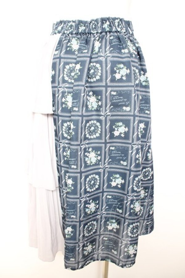 画像2: axes femme / プリーツ切り替えローズ額縁柄スカート  ネイビー Y-26-01-31-161-AX-SK-SZ-ZY (2)