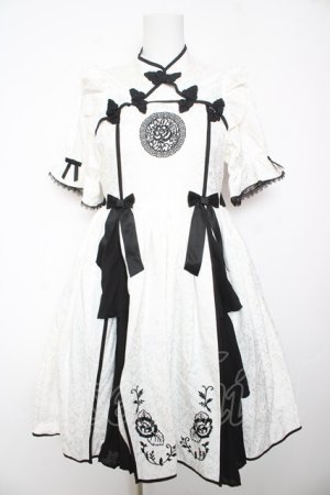 画像: axes femme kawaii / 牡丹刺繍チャイナワンピース  白 Y-26-02-01-083-AX-OP-SZ-ZY