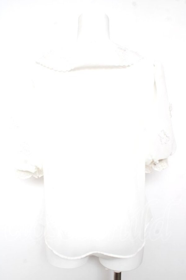 画像2: Angelic Pretty / Sweet Flowerブラウス  白 Y-26-02-01-031-AP-BL-SZ-ZY (2)
