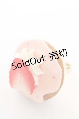 画像: Q-pot. / Strawberry CupCakeリング  ストロベリー Y-26-02-05-002-QP-AC-SZ-ZY