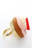 画像2: Q-pot. / Strawberry CupCakeリング  ストロベリー Y-26-02-05-002-QP-AC-SZ-ZY (2)