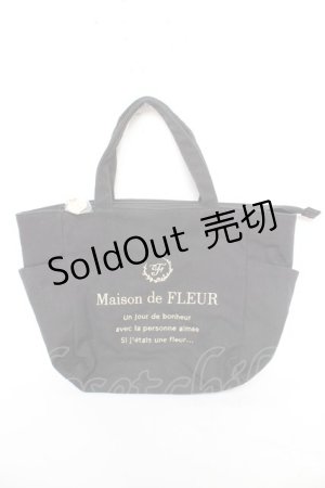 画像: Maison de FLEUR / サイドポケットSトートバッグ F ブラック Y-26-02-05-036-LO-BG-SZ-ZT335