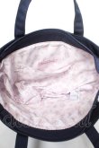 画像3: Maison de FLEUR / サイドポケットSトートバッグ F ネイビー Y-26-02-05-037-LO-BG-SZ-ZY (3)