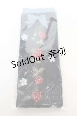 画像: axes femme kawaii / いちご柄オーバーニー F 紺 Y-26-02-09-008-AX-ZA-SZ-ZY