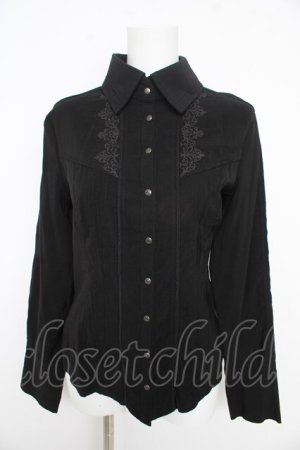 画像: Ozz oneste / 刺繍入り長袖ブラウス  黒 Y-26-02-09-109-OO-BL-SZ-ZY