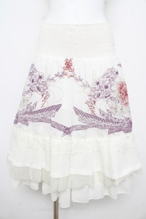 画像: Ozz oneste / シャーリングリバーシブルスカート  白 Y-26-02-09-143-OO-SK-SZ-ZY