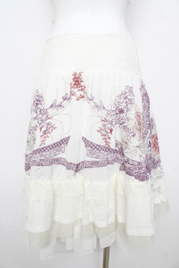 画像2: Ozz oneste / シャーリングリバーシブルスカート  白 Y-26-02-09-143-OO-SK-SZ-ZY (2)