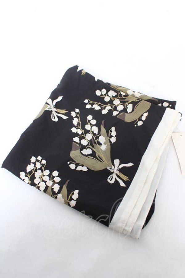 画像1: INGEBORG / すずらん柄大判ストール  黒 Y-26-02-09-017-LO-ZA-SZ-ZY (1)